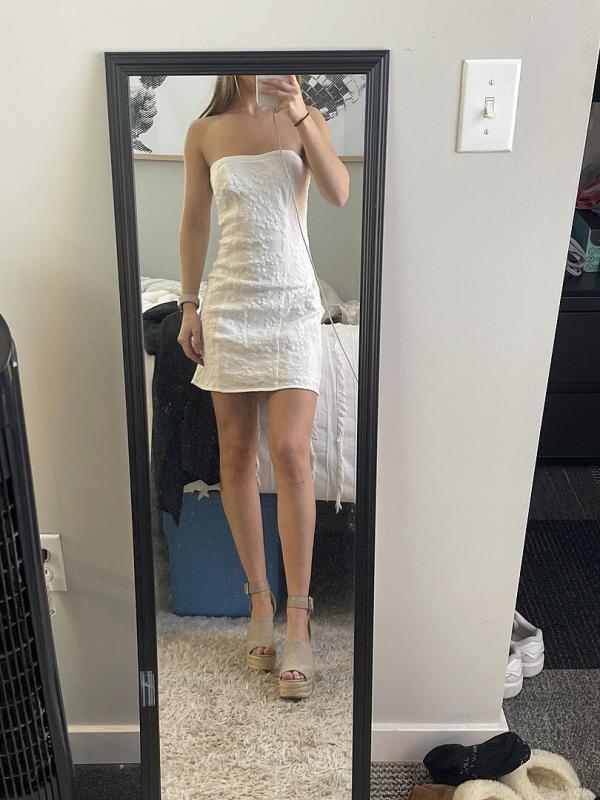 Customer photo for "Looks exactly like the picture,"
