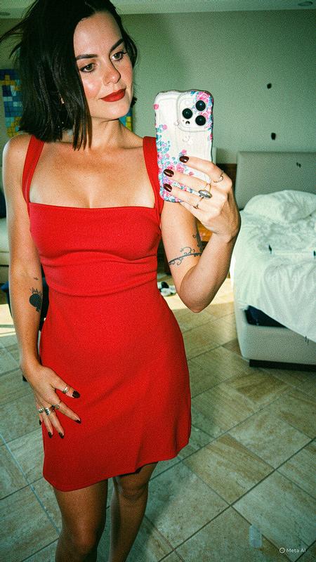 Customer photo for "It’s giving VIXEN."