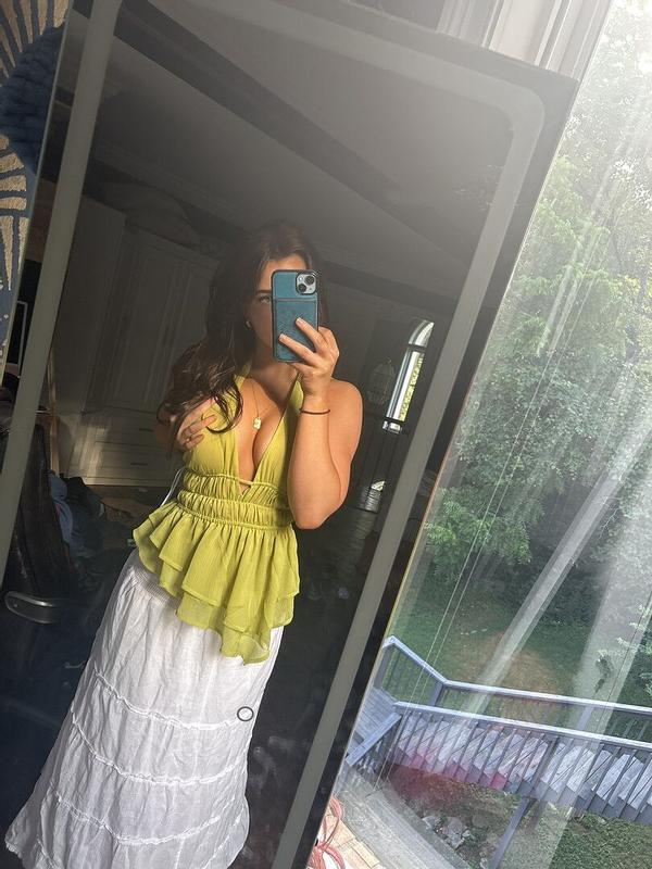 Customer photo for "I love the color and"