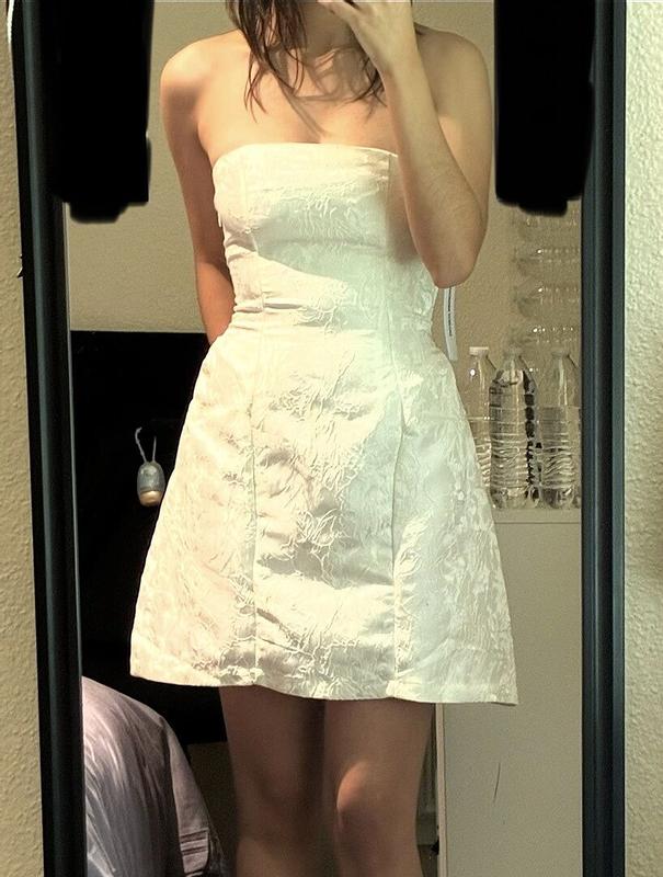 Customer photo for "This dress is super cute."