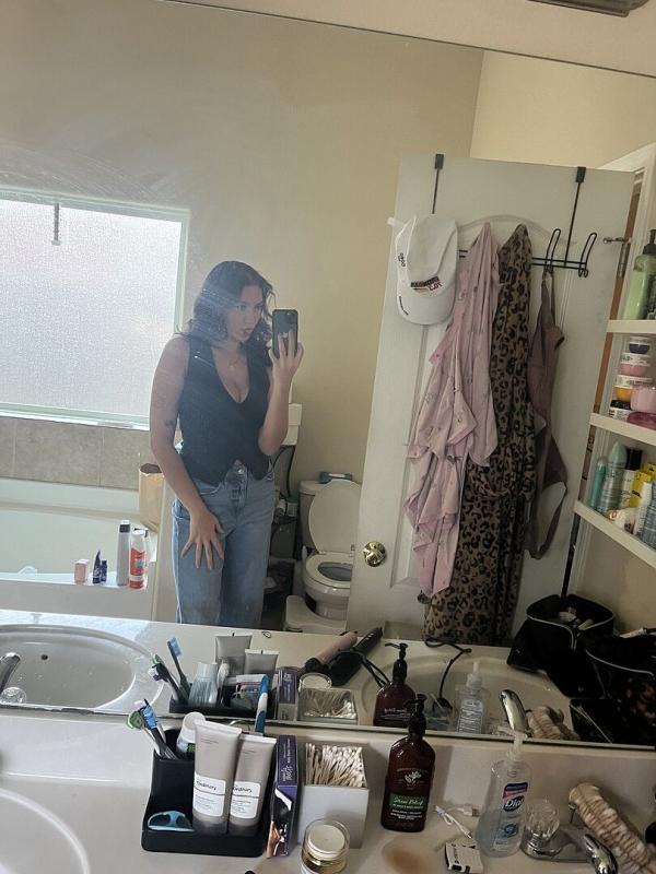 Review Thumbnail Image 0 350935720