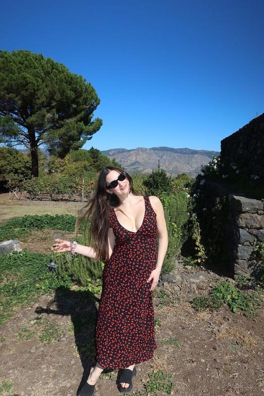 Customer photo for "Such a beautiful dress, flowy"