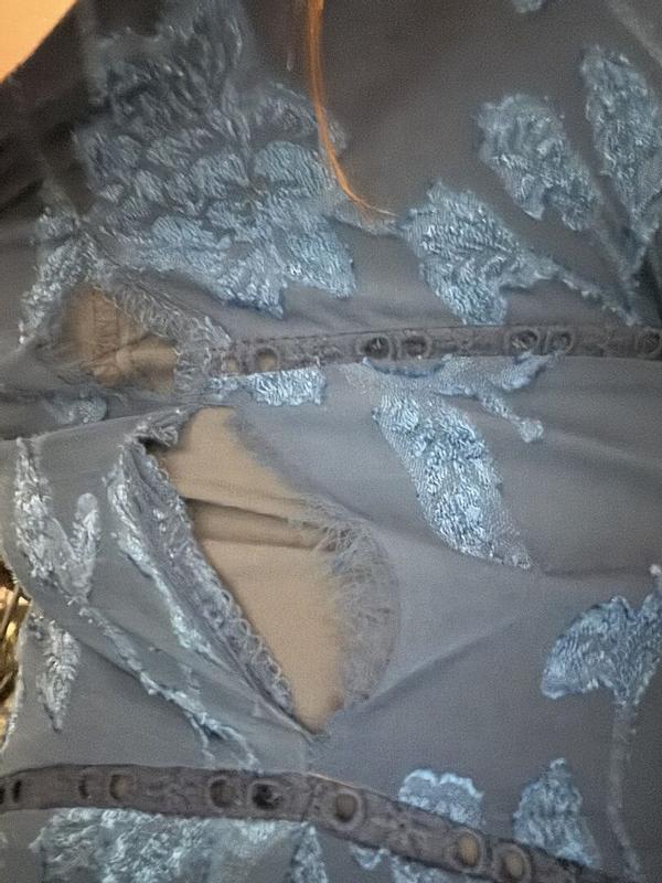 Review Thumbnail Image 0 384430844