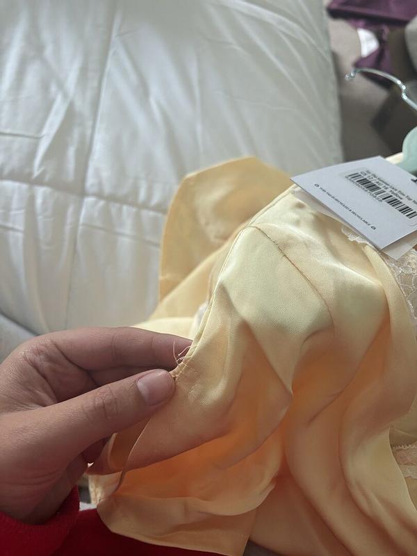 Review Thumbnail Image 0 352061509