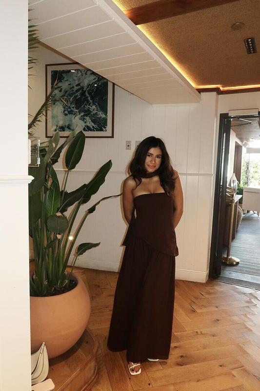 Review Thumbnail Image 0 382979521