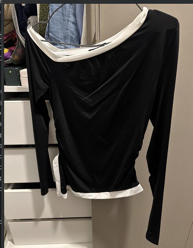 Review Thumbnail Image 0 370778091