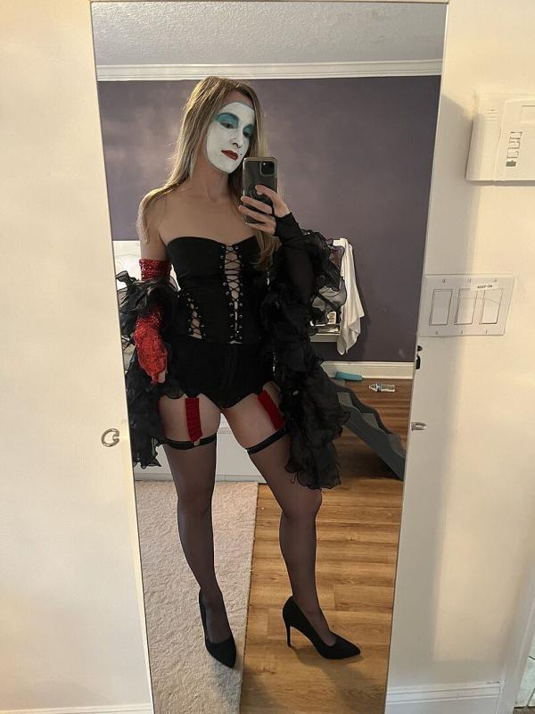 Customer photo for "The small fits tight but"