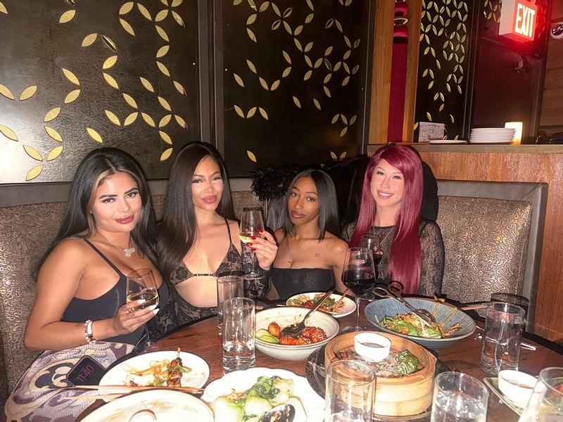 Review Thumbnail Image 1 382612874