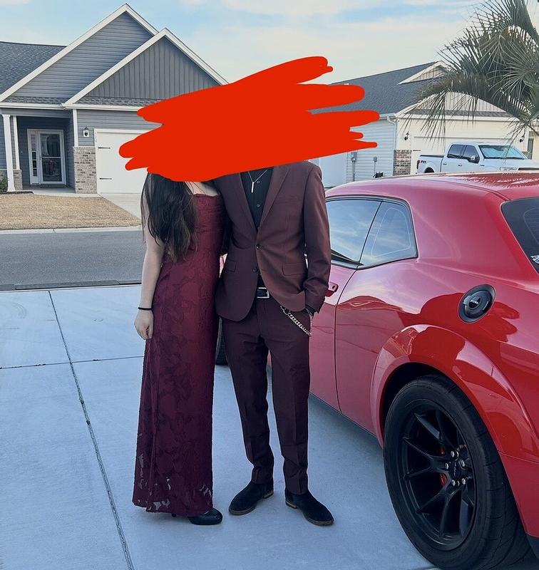 Review Thumbnail Image 0 379533771