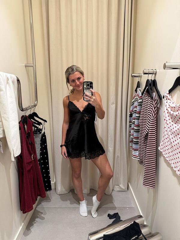 Review Thumbnail Image 0 373687165