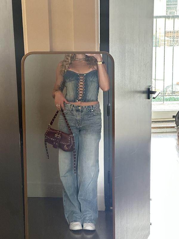 Review Thumbnail Image 0 359415121