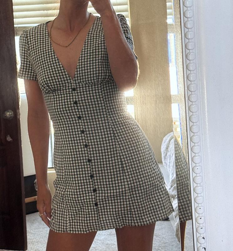 Customer photo for "Super cute and flattering! Size up if in doubt"