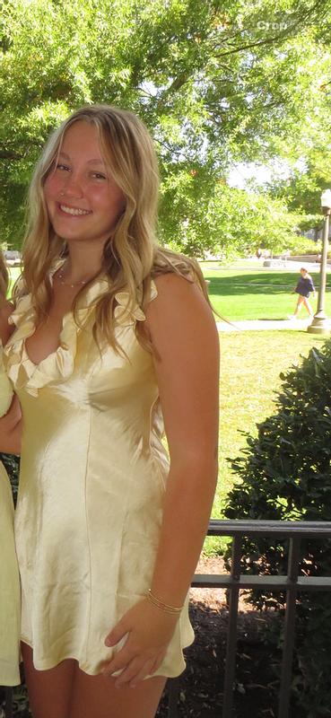 Review Thumbnail Image 0 369704992