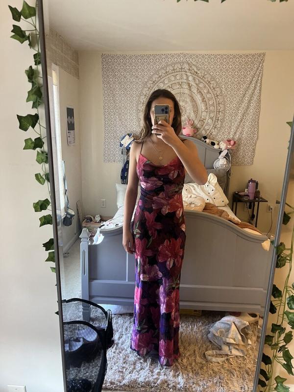 Review Thumbnail Image 0 350938567