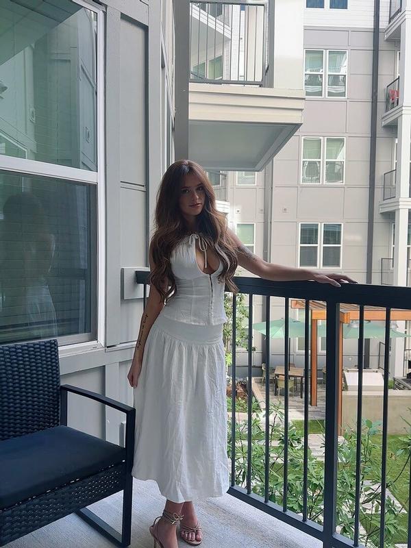 Review Thumbnail Image 0 368168907