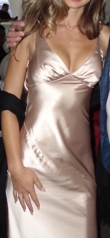 Review Thumbnail Image 0 364068577