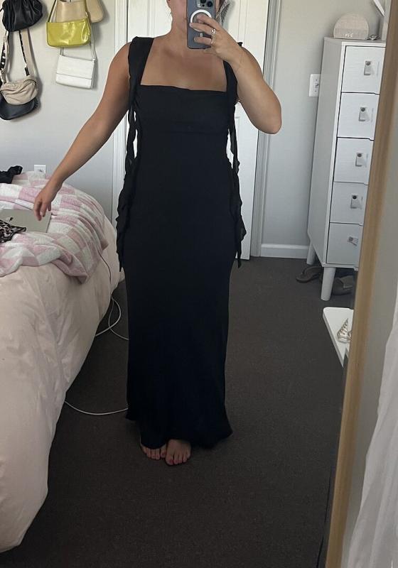 Customer photo for "This dress was so cute"