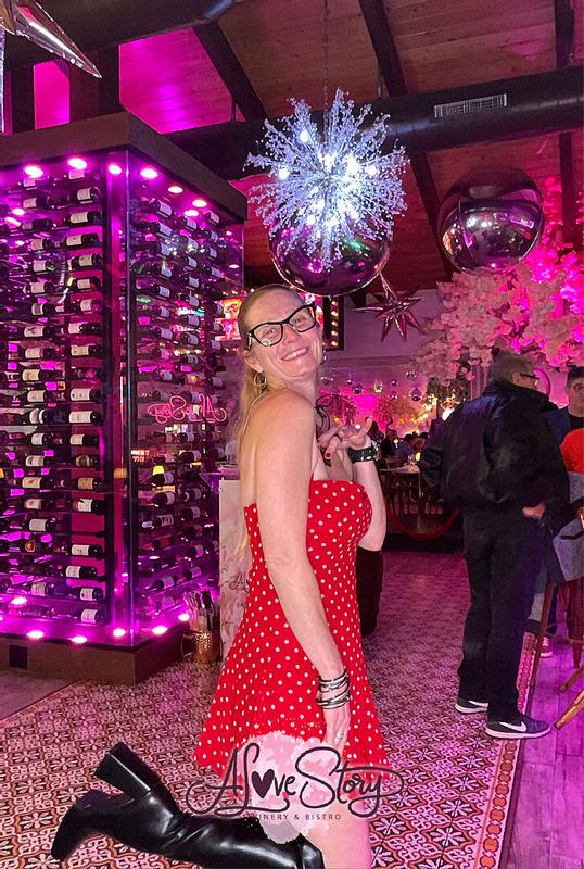 Review Thumbnail Image 0 377786348