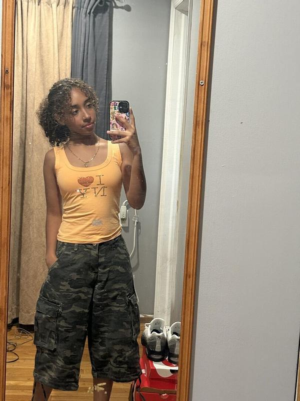 Customer photo for "Cute :) petite friendly"