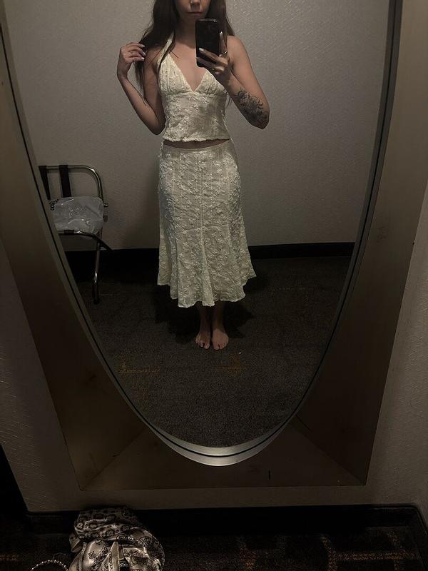 Review Thumbnail Image 1 381053798