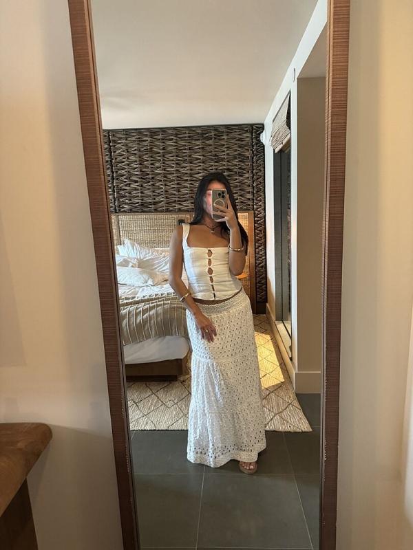 Customer photo for "Love this top! So flattering!"