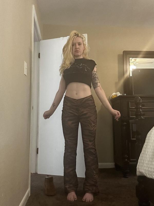 Review Thumbnail Image 0 350935607