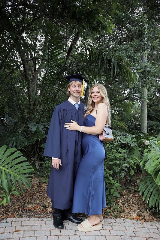 Review Thumbnail Image 0 349511054