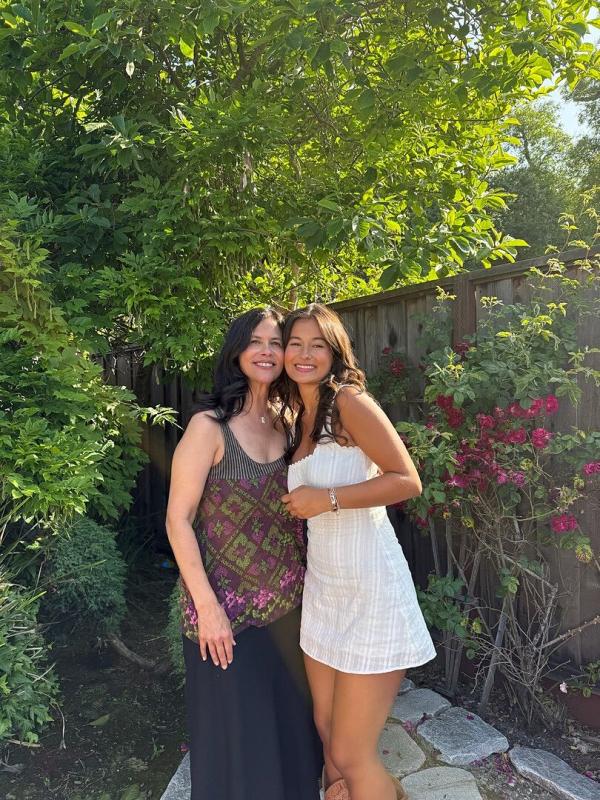 Review Thumbnail Image 1 350740408