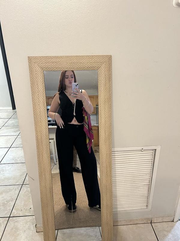 Review Thumbnail Image 0 351054670