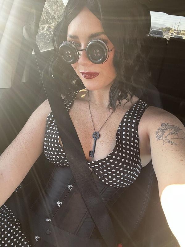 Review Thumbnail Image 0 366304808