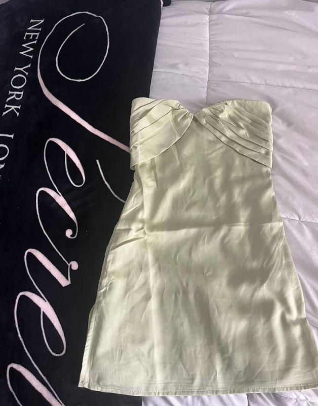 Customer photo for "The color is gorgeous! I’ve"