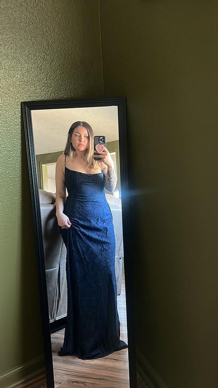 Review Thumbnail Image 0 383043941