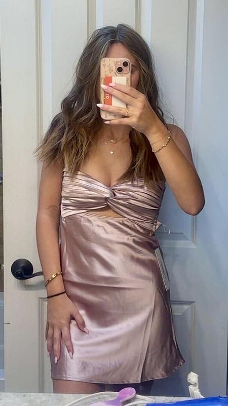 Review Thumbnail Image 0 359707252