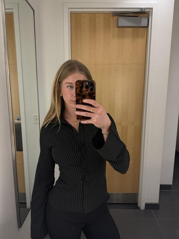 Customer photo for "Looks so good and flattering"