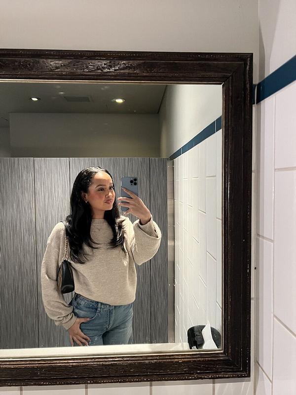 Review Thumbnail Image 0 372156769