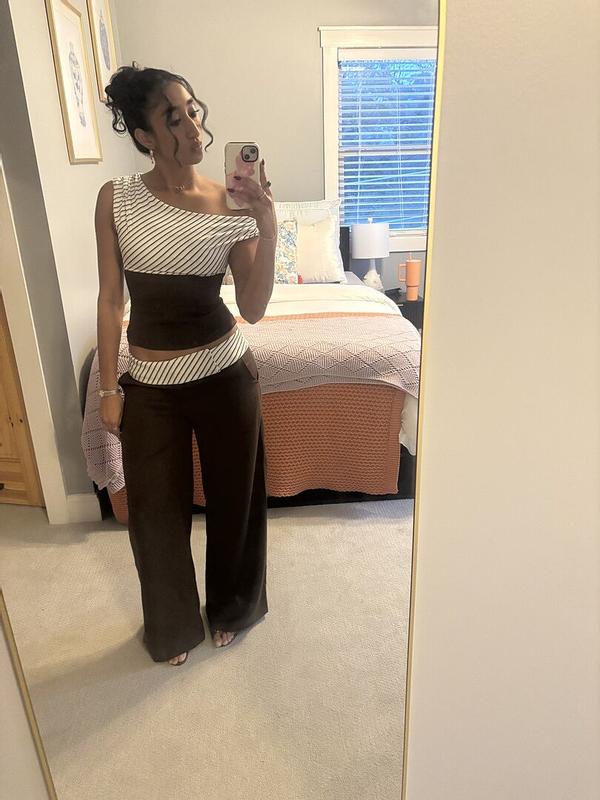 Review Thumbnail Image 0 377991878