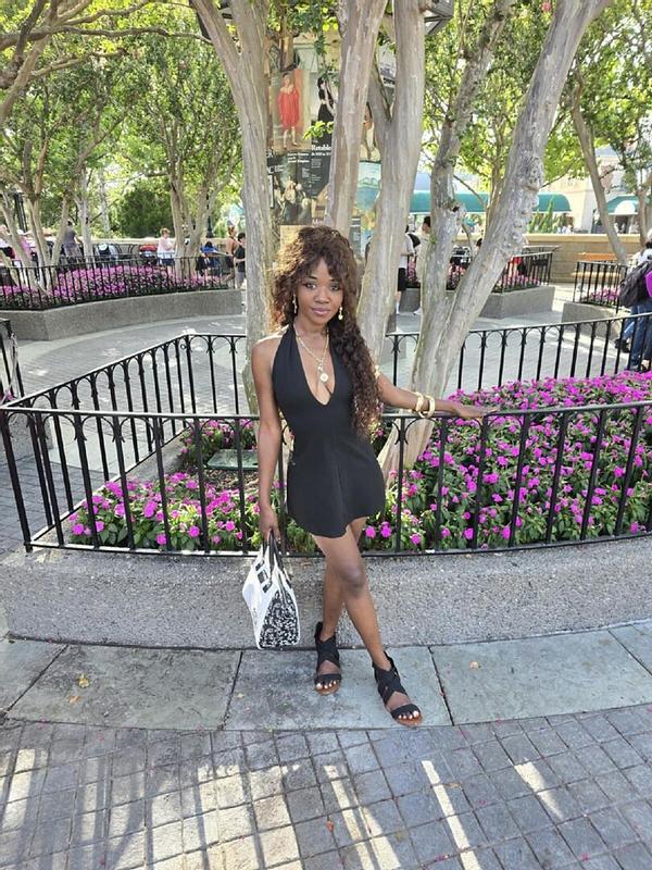 Review Thumbnail Image 0 349008319