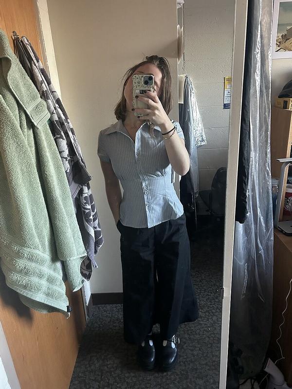 Review Thumbnail Image 0 373095185