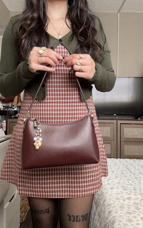 Review Thumbnail Image 0 381471400