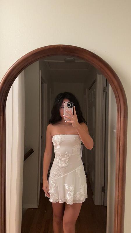 Review Thumbnail Image 0 382614957