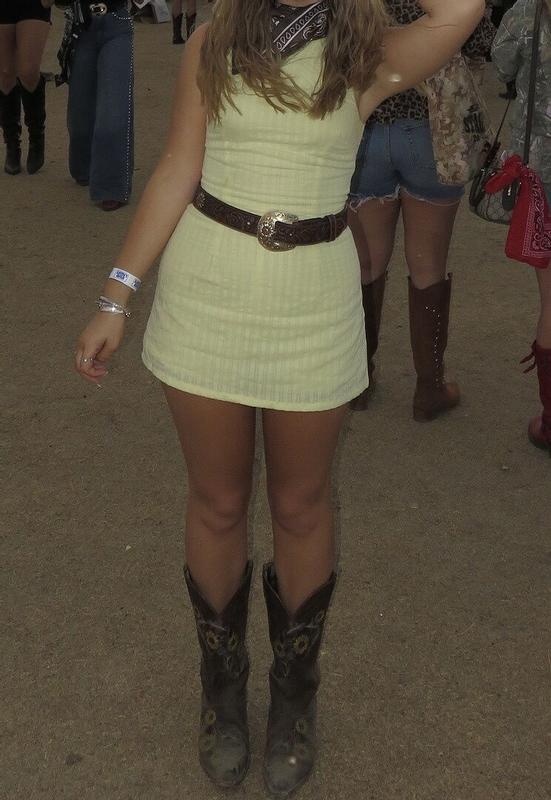 Customer photo for "Wore it to a festival"
