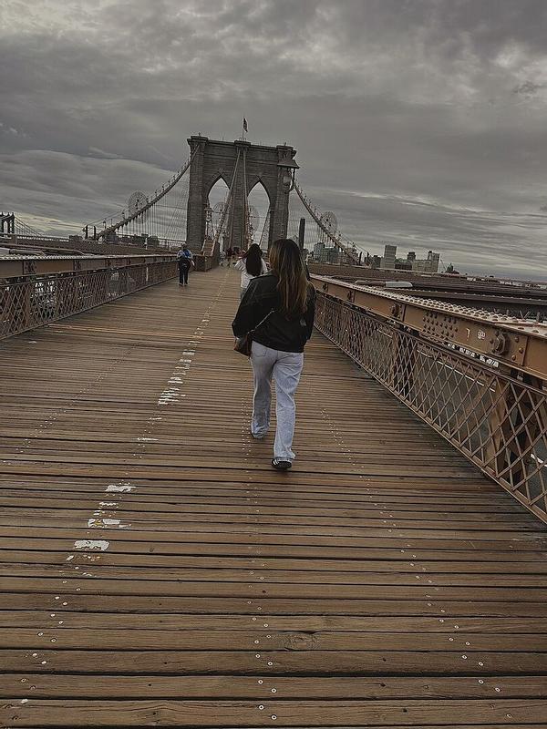 Review Thumbnail Image 0 384292325