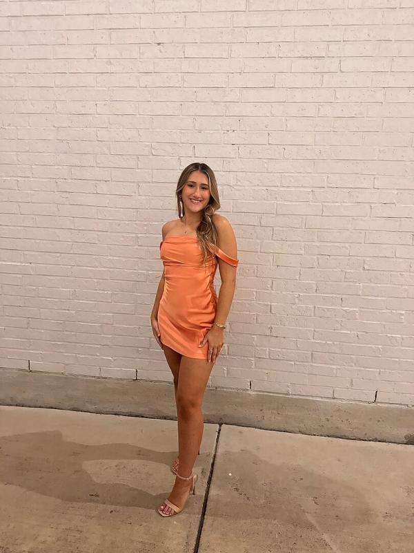 Customer photo for "I love this dress it"