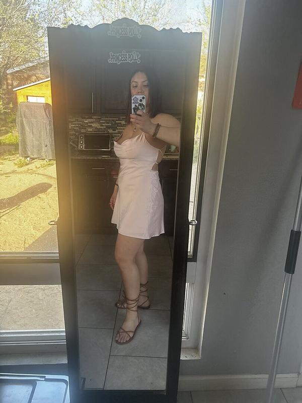 Review Thumbnail Image 1 381888376