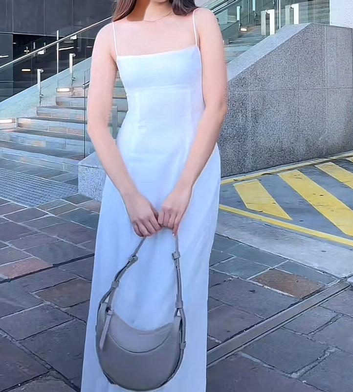 Review Thumbnail Image 0 356518947