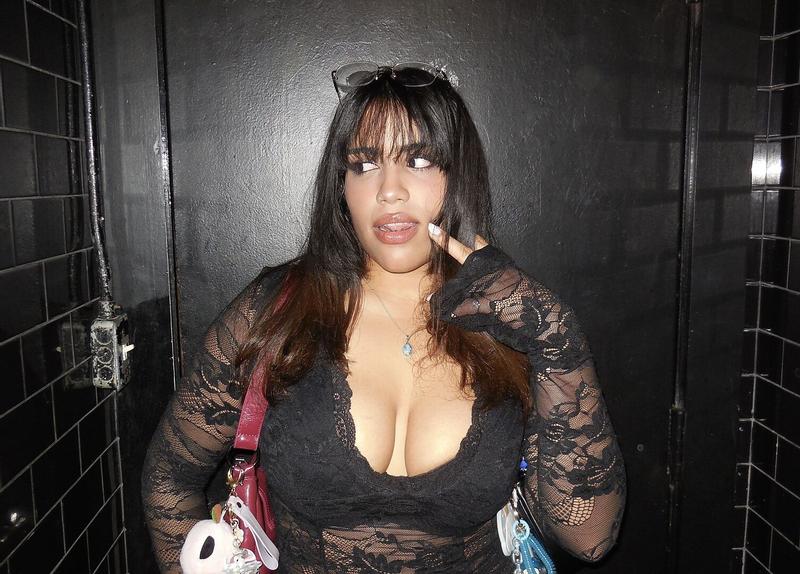 Review Thumbnail Image 0 376694921