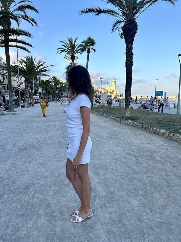 Review Thumbnail Image 0 350740892