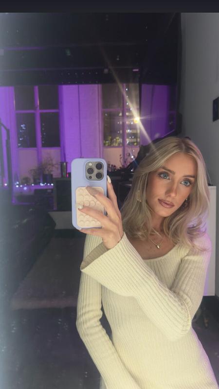 Review Thumbnail Image 0 350758462