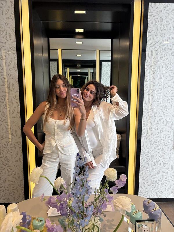 Review Thumbnail Image 0 349817990