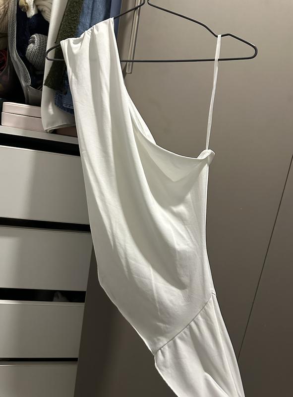 Review Thumbnail Image 0 370778249